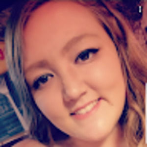 Meet your Posher, Leah